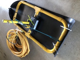 Wallaroo small rigid loop on sacrificial mat with umbilical cord